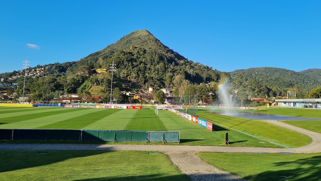 Fachada de Granja Comary - CBF
