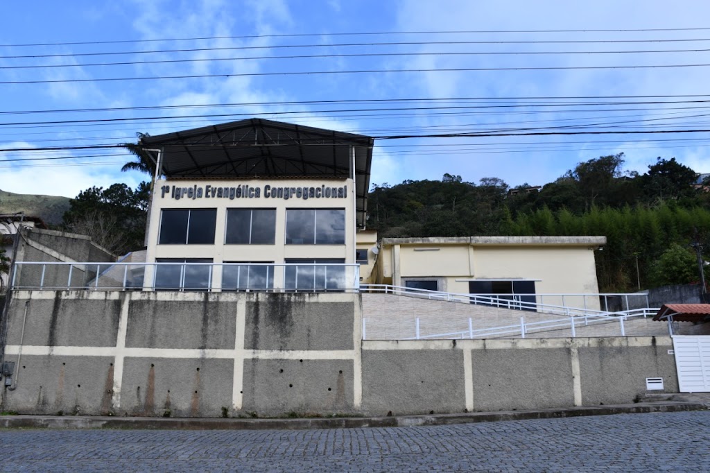 Fachada de 1ª Igreja Evangélica Congregacional de Teresópolis