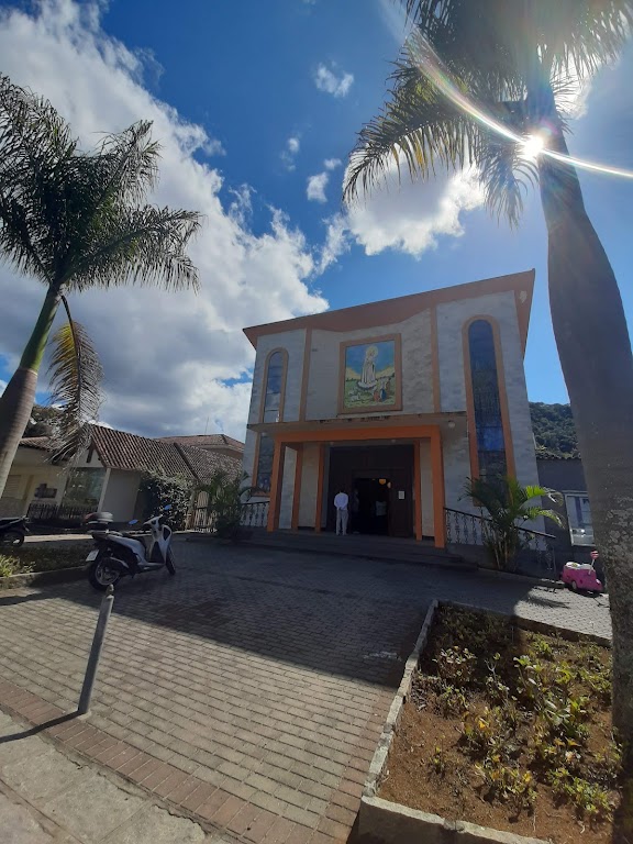 Fachada de Igreja Nsa. Sra. de Fátima