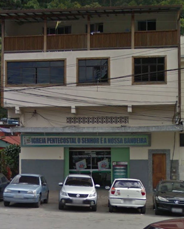 Fachada de Igreja Pentecostal o Senhor é a nossa Bandeira
