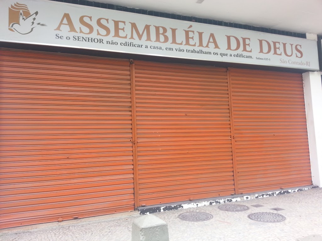 Fachada de Assembléia de Deus Em São Conrado