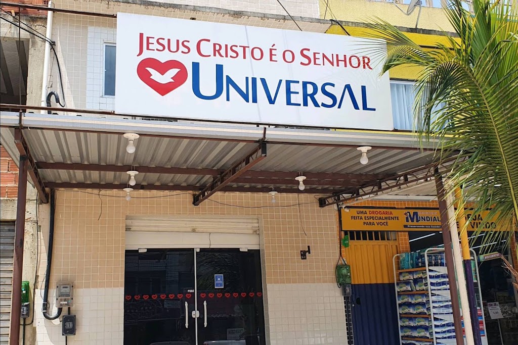 Fachada de Igreja Universal do Reino de Deus César Maia