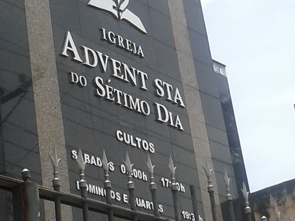 Fachada de Igreja Adventista do Sétimo Dia