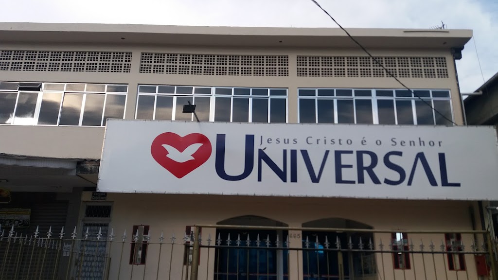 Fachada de Igreja Universal Do Reino De Deus - Senador Camará