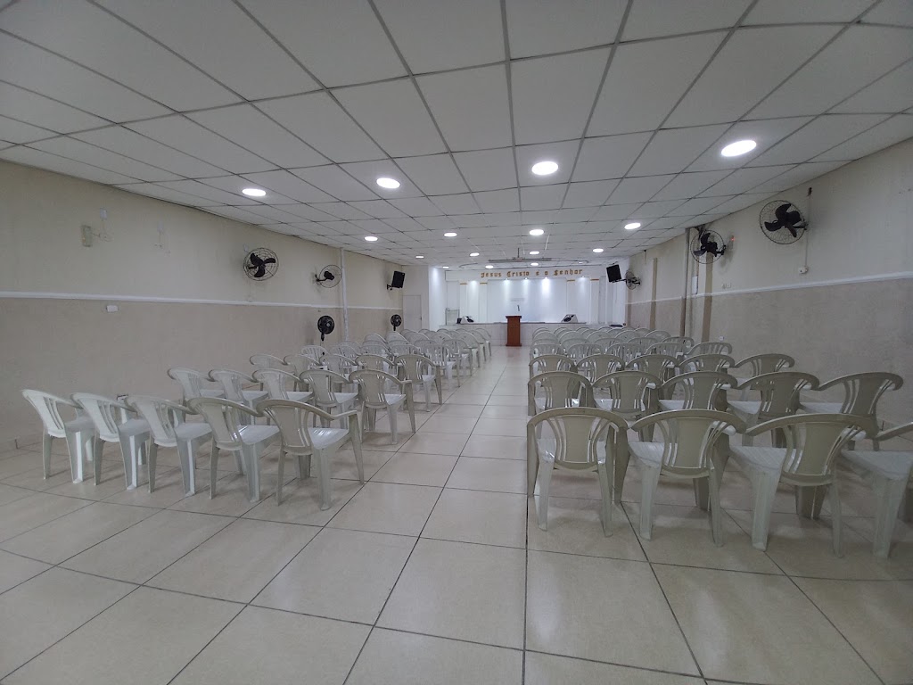 Fachada de Igreja Universal do Reino de Deus