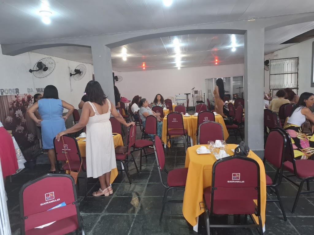 Fachada de IIEQ SÃO VICTOR