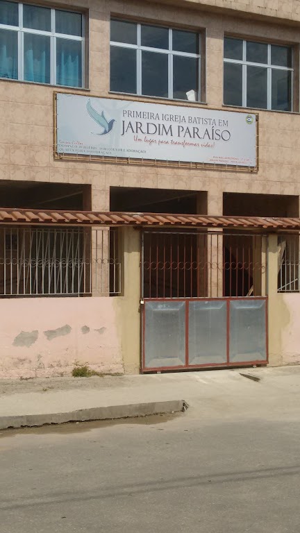 Fachada de Primeira Igreja Batista em Jardim Paraíso