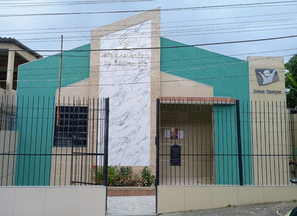 Fachada de Igreja Adventista do Sétimo Dia de Limoeiro