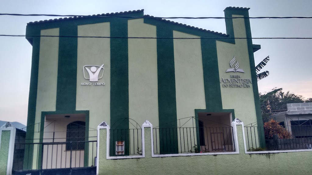 Fachada de Igreja Adventista do Sétimo Dia de Prados Verdes