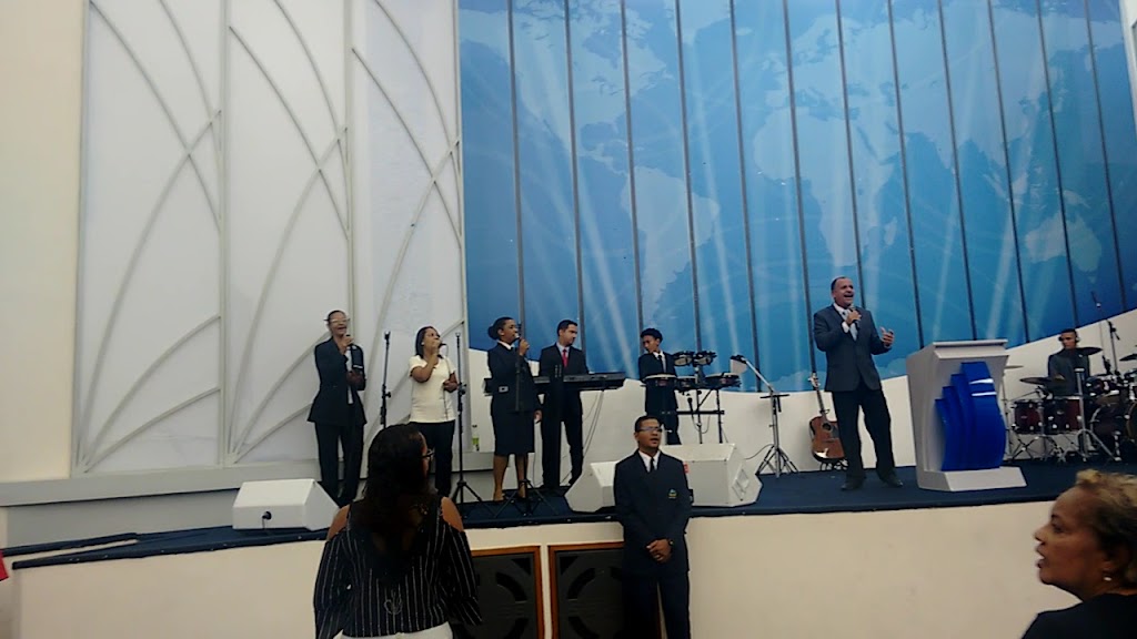 Fachada de IIGD - Igreja Internacional Da Graça De Deus - Santa Margarida 2