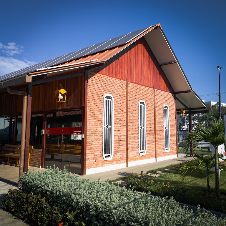 Fachada de Igreja Cristã Maranata - Santa Margarida