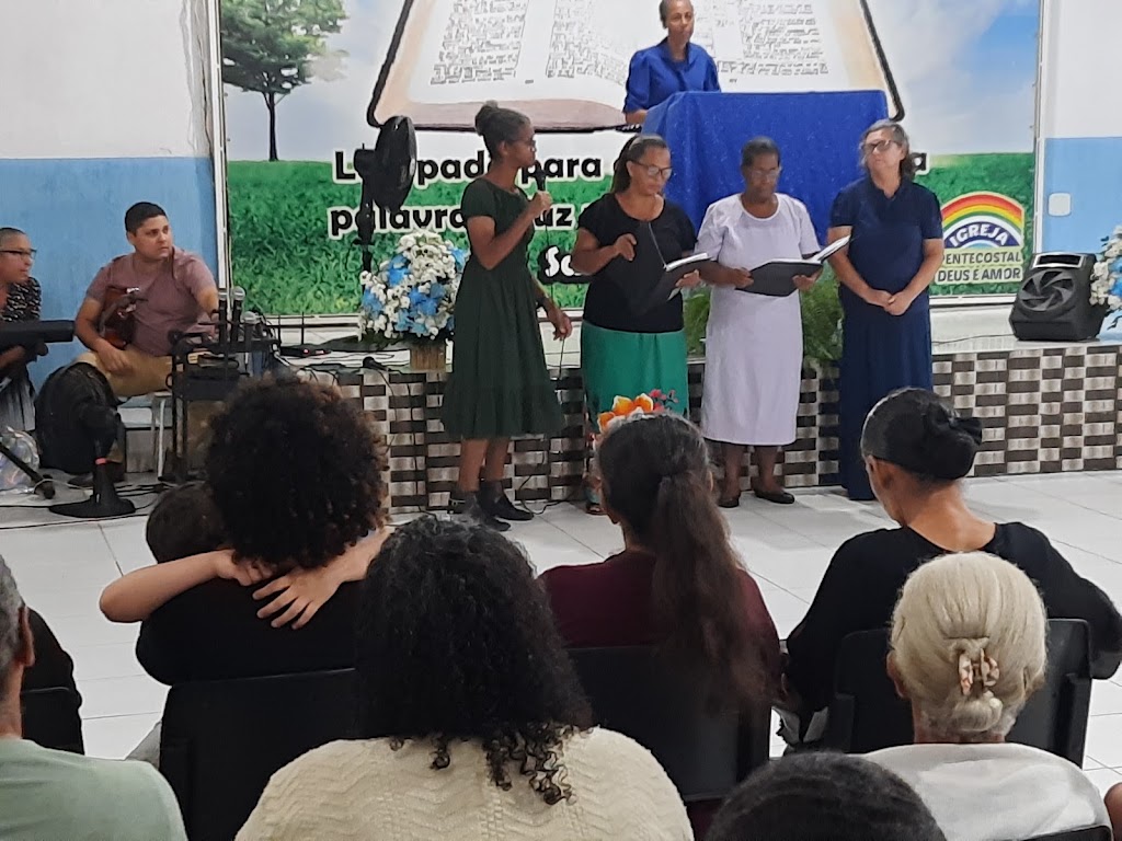 Fachada de Igreja Pentecostal Deus É Amor