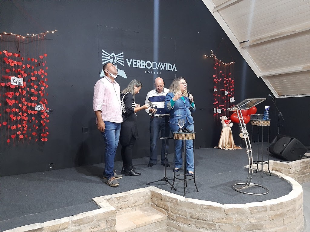 Fachada de Igreja Verbo da Vida - Bracuí