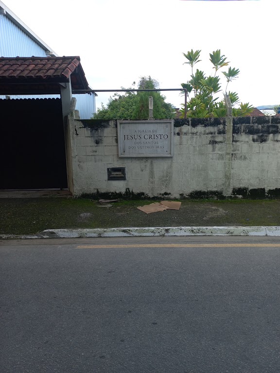 Fachada de A Igreja de Jesus Cristo dos Santos dos Últimos Dias