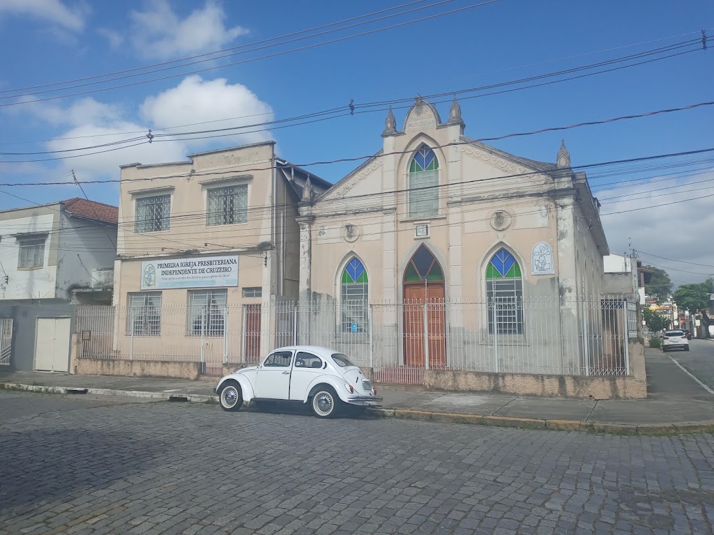 Fachada de Primeira Igreja Presbiteriana Independente de Cruzeiro