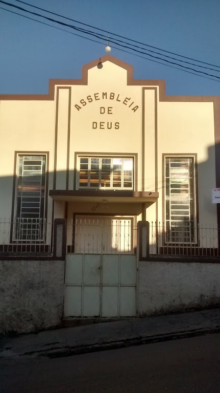 Fachada de Assembléia de Deus Madureira Congregação Vila Brasília