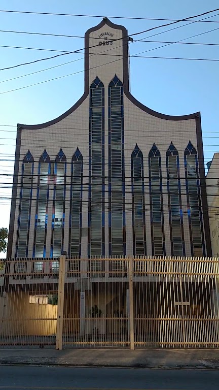Fachada de Congregação da Catedral das Assembléias de Deus em Volta Redonda Ministério de Madureira no Retiro