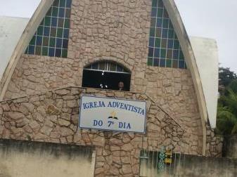 Fachada de Igreja Adventista do 7° Dia - Pinheiral (RJ)