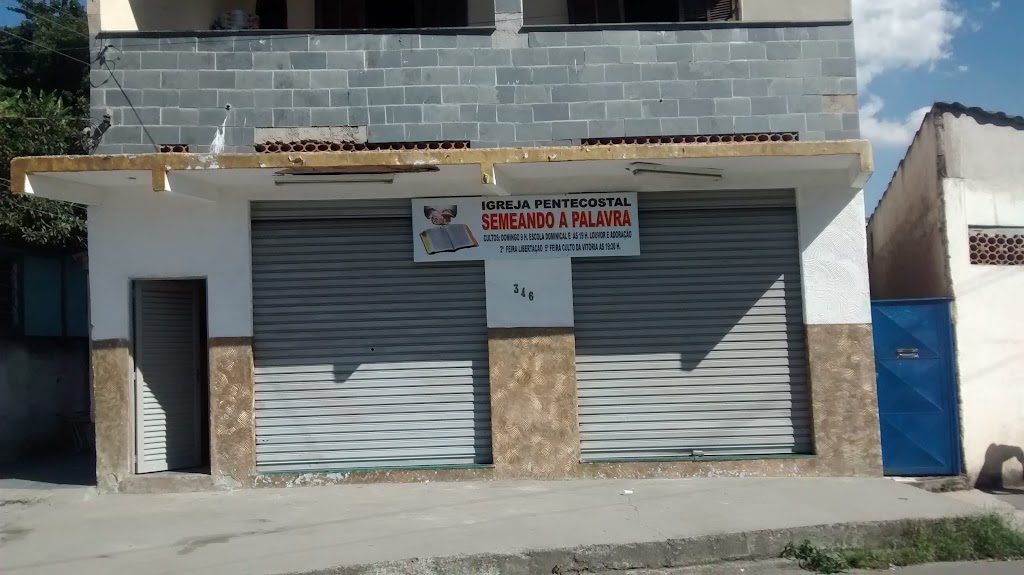 Fachada de Igreja Pentecostal Semeando a Palavra