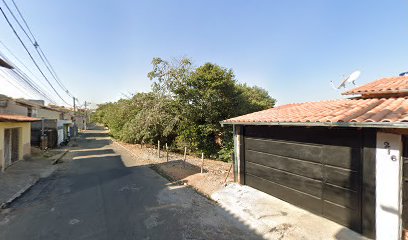 Fachada de Igreja Pentecostal Deus É Amor - Vila Rica