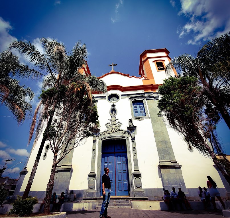 Fachada de Santuário Diocesano Nossa Senhora do Bom Sucesso
