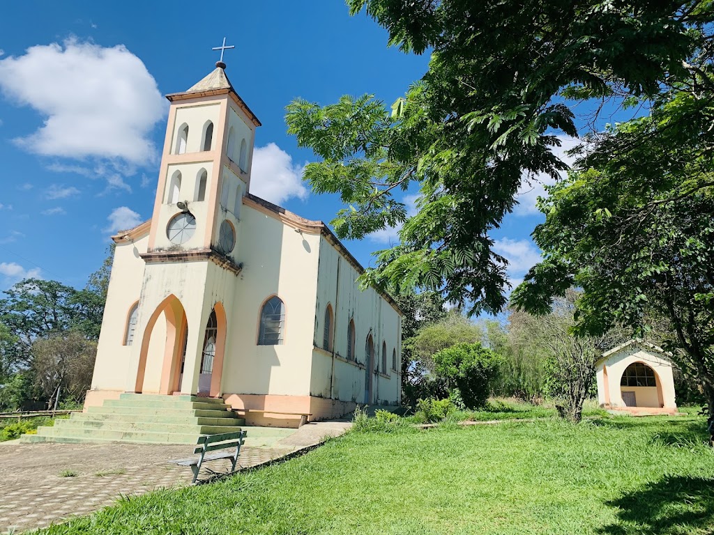 Fachada de Igreja Várzea do Carmo