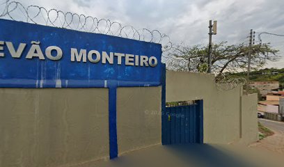 Fachada de Escola Municipal Lucas Estevao Monteiro