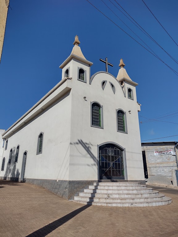 Fachada de Igreja de Santa Mônica