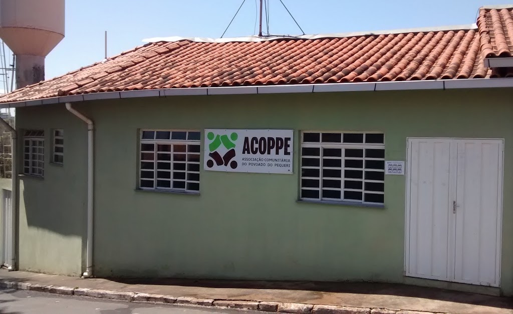 Fachada de Pequeri