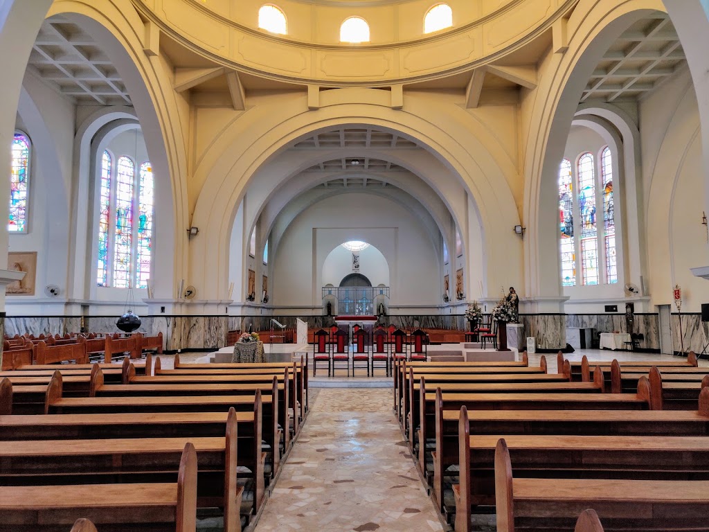 Fachada de Paróquia São José Operário