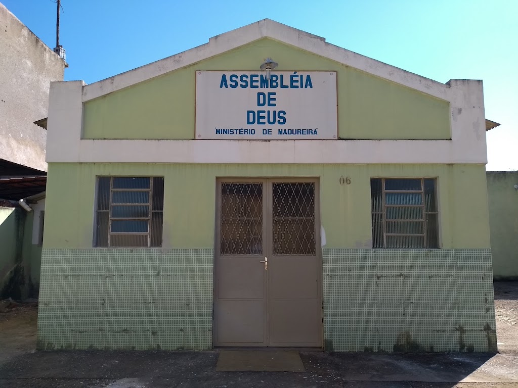Fachada de Igreja Evangélica Assembleia de Deus - Ministério de Madureira Campo de Ubá - Congregação Tanquinho