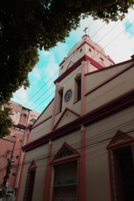 Fachada de Igreja Matriz de São Januário uba,M.G.