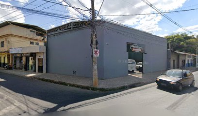 Fachada de Igreja Pentecostal - Deus é Amor