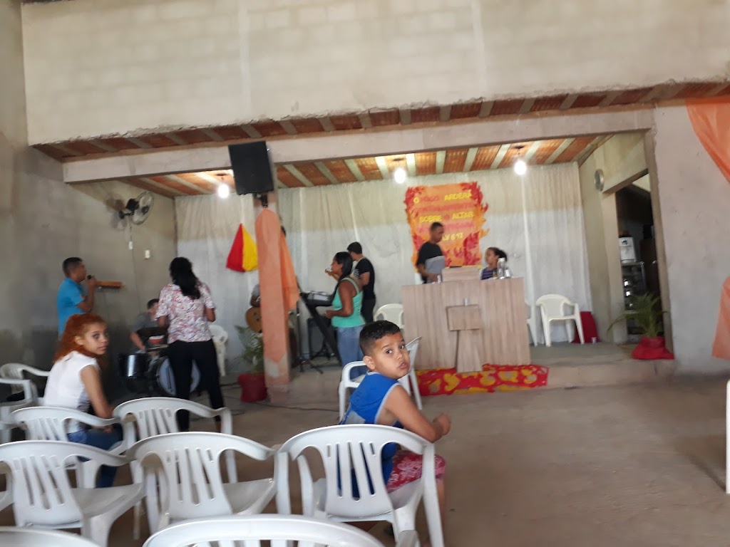 Fachada de Igreja Pentecostal Luz Do Mundo