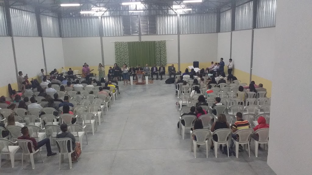 Fachada de Igreja Assembleia De Deus Madureira Campo Guaruja Em Sete Lagoas Buganville