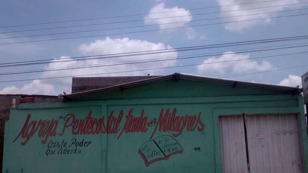 Fachada de Igreja Pentecostal Tenda dos Milagres