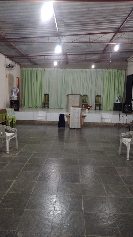 Fachada de Igreja evangélica missões com palavra de vida eterna