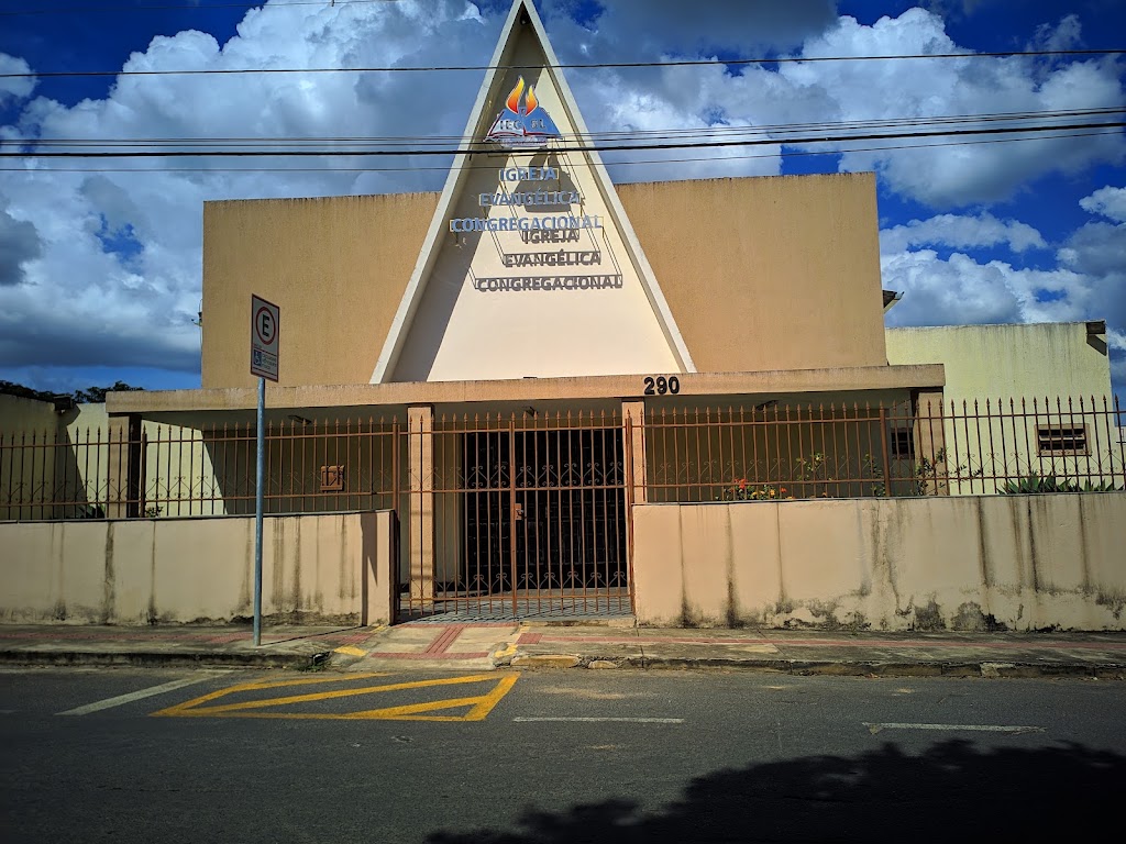 Fachada de Igreja Evangélica Congregacional de Sete Lagoas