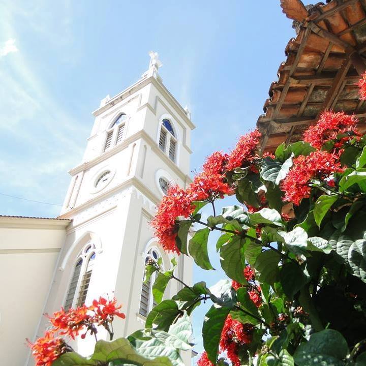 Fachada de Igreja Matriz Nossa Senhora da Conceição