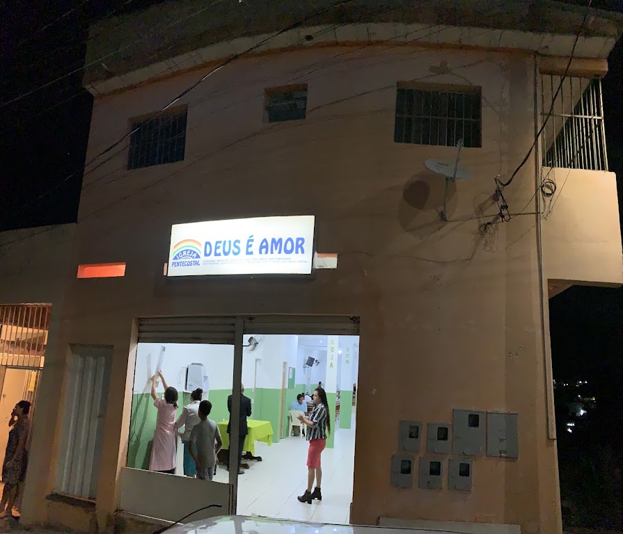 Fachada de Igreja Pentecostal Deus E Amor