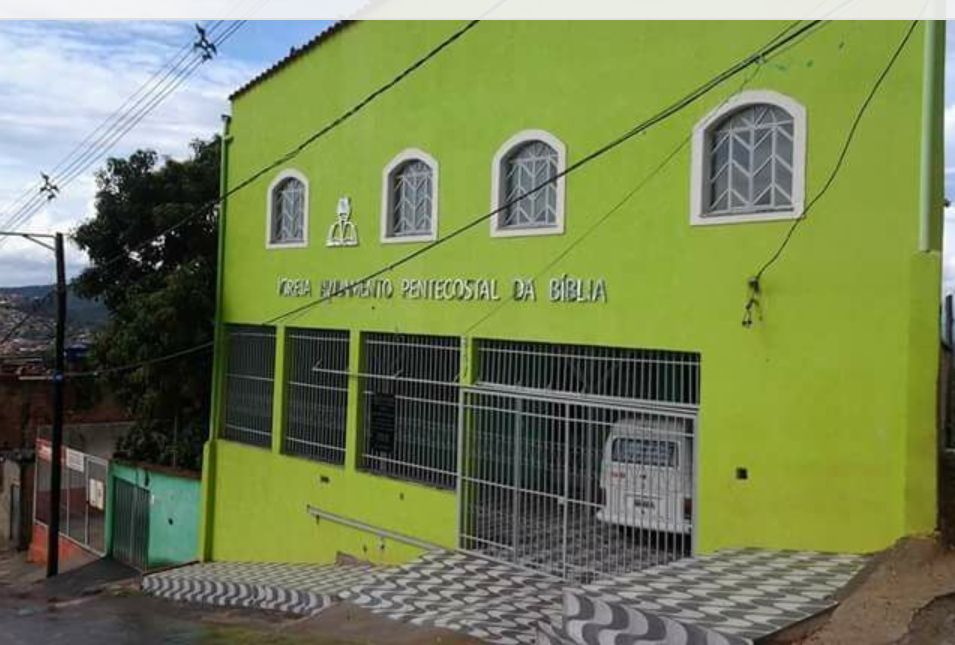 Fachada de IGREJA AVIVAMENTO PENTECOSTAL DA BIBLIA