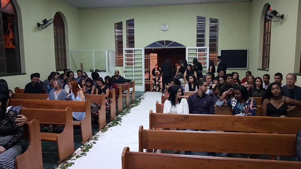 Fachada de Igreja Adventista Do Sétimo Dia Baronesa