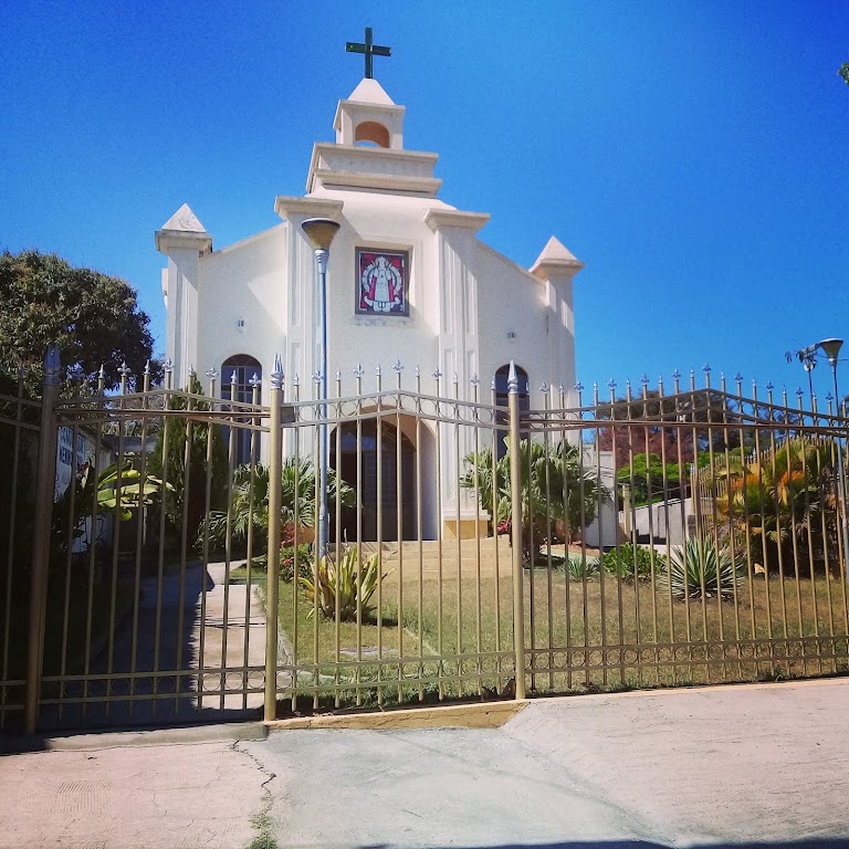 Fachada de Igreja Católica Comunidade Menino Jesus