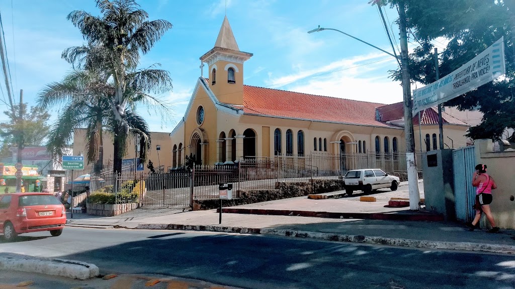 Fachada de Igreja Nossa Senhora Das Neves