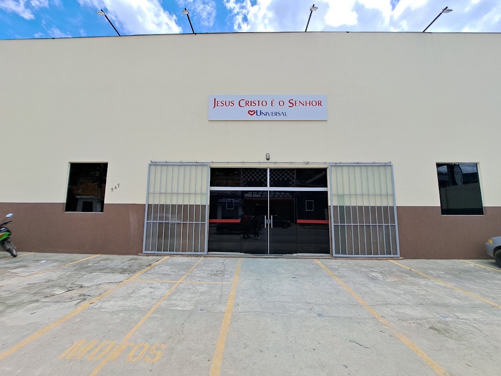 Fachada de Igreja Universal Morro Alto