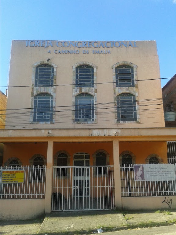 Fachada de Igreja Congregacional - A Caminho de Emaus