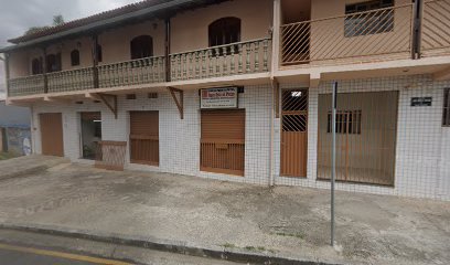 Fachada de Igreja Pentecostal Jesus Está as Portas