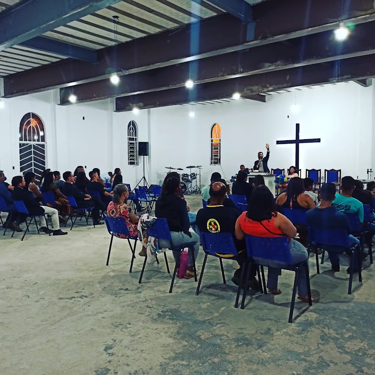 Fachada de Comunidade Pentecostal Coroa De Ouro Sede