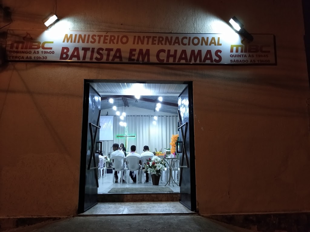Fachada de Batista em Chamas - São Luiz