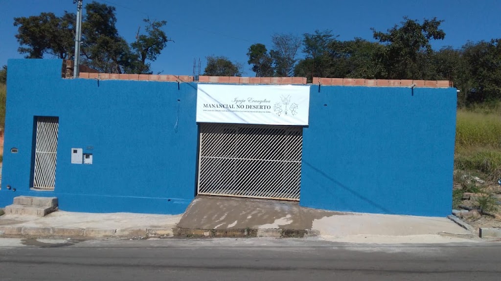 Fachada de Igreja Evangélica Manancial No Deserto